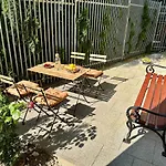 Central Sarajevo Apartment With Terrace & Free Parking شقة سراييفو