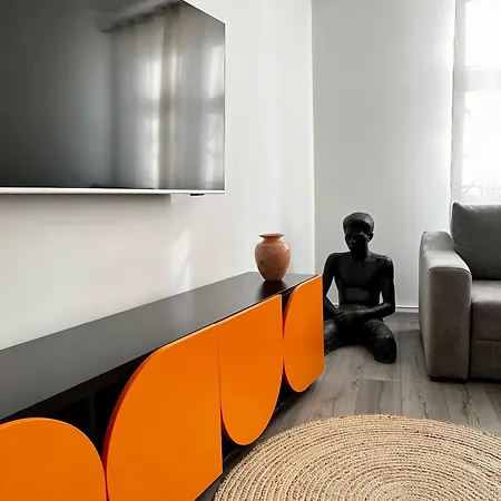 With Free Parking Appartamento *