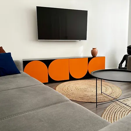 Stylish Apartment, Free Parking & Wifi * Sarajevo